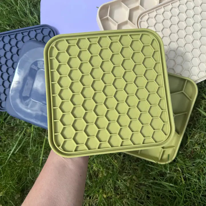 2-in-1 Dual Enrichment Bowl & Lick Mat - Slow Feeder for Dogs